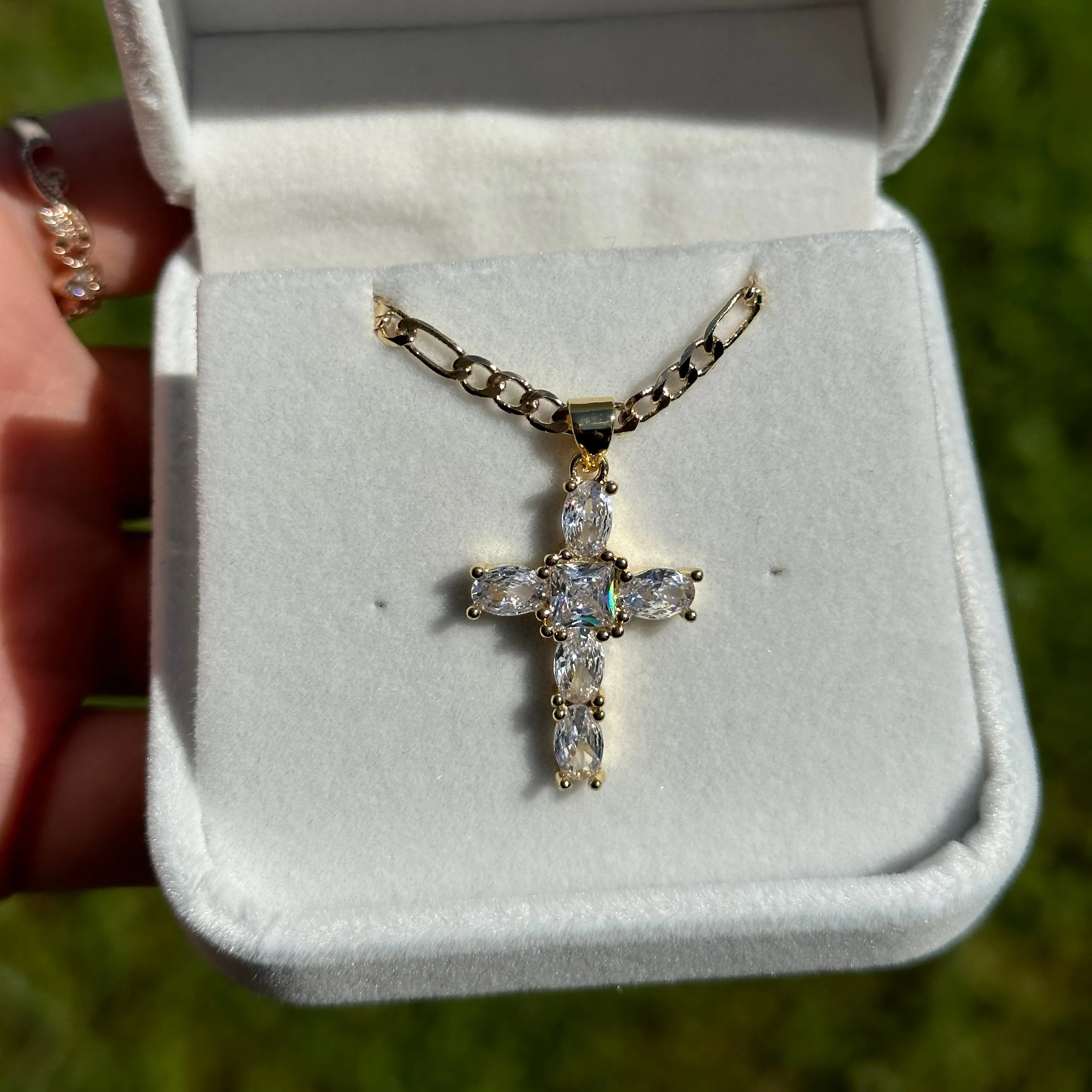 Cross Necklace 010