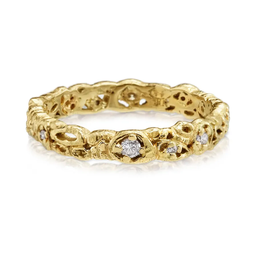 Effervescence Diamond Band in 18k Yellow Gold