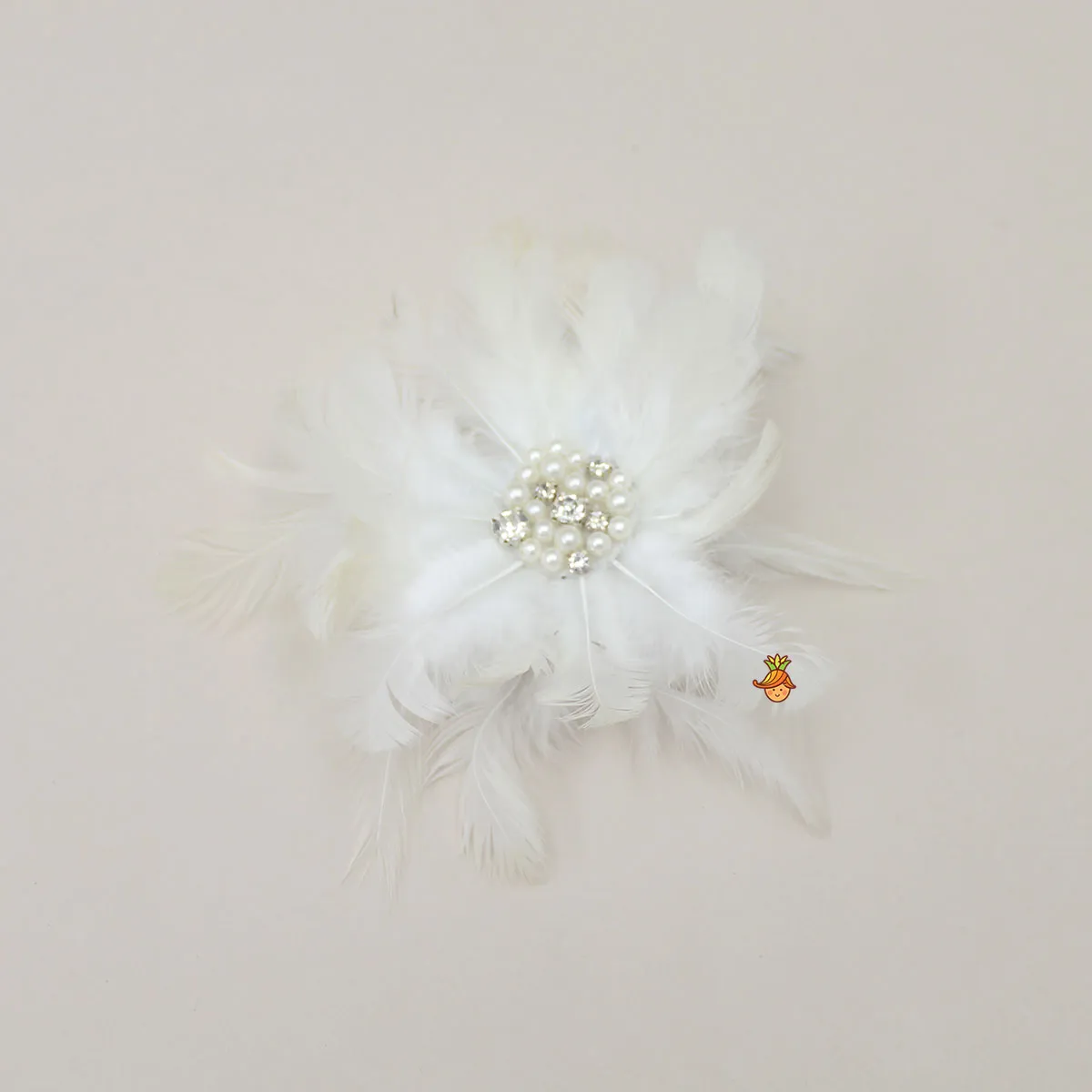 Elegant White Alligator Hair Clip