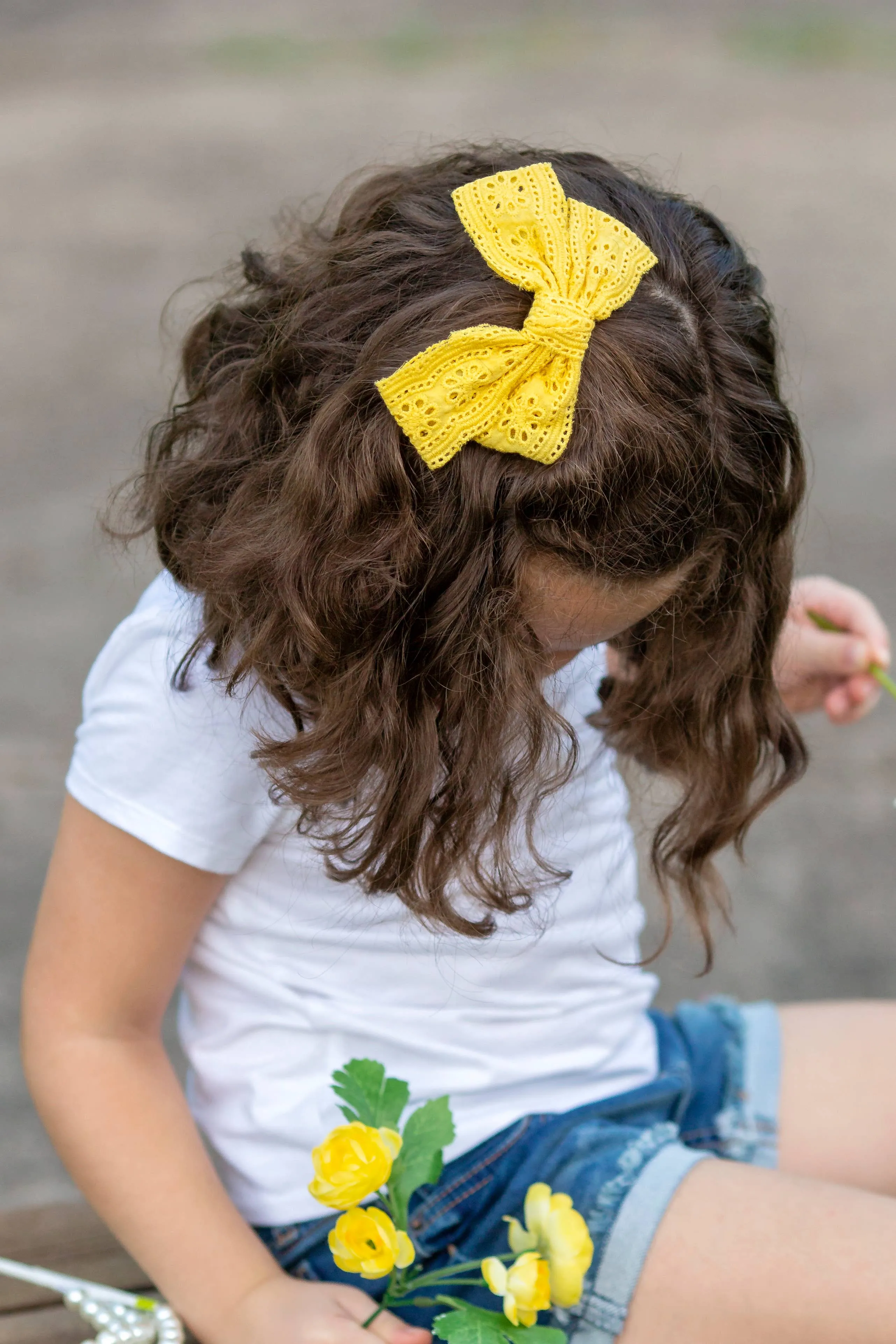 Eyelet Lace Bow Clippies