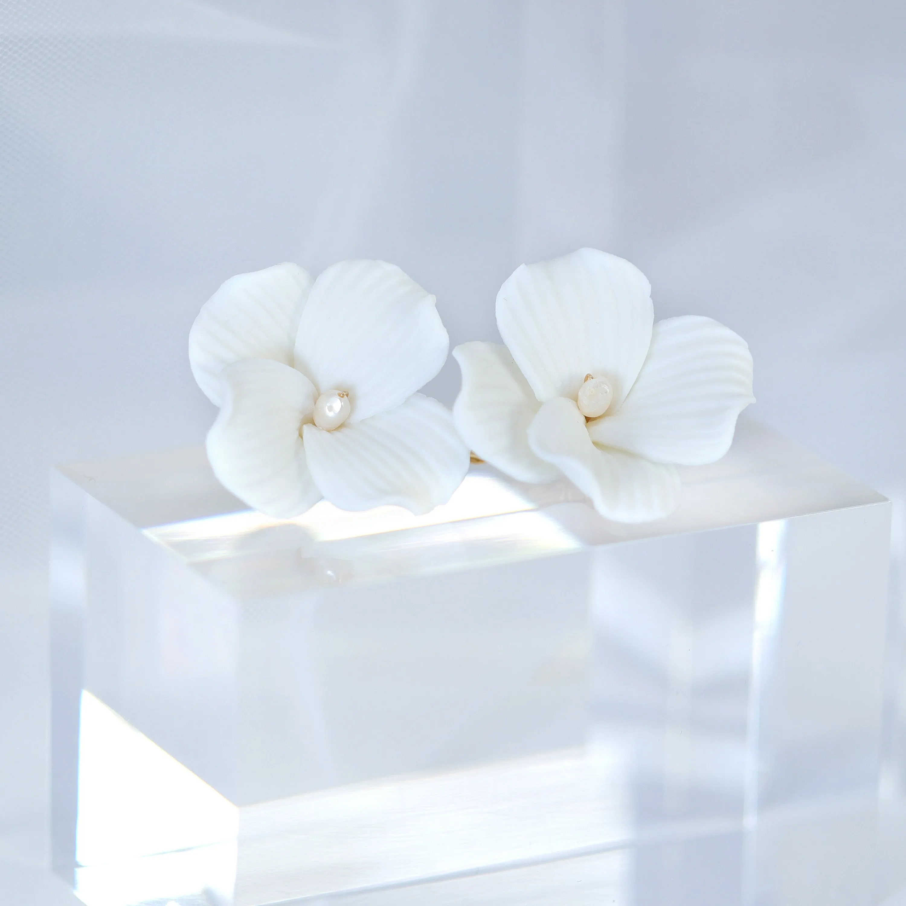 Freshwater Natural Pearl Dainty Couple Of Porcelain White Flower Blossom Bridal Hair Clip, Bridesmaid Gift, Wedding Hair Accessory.