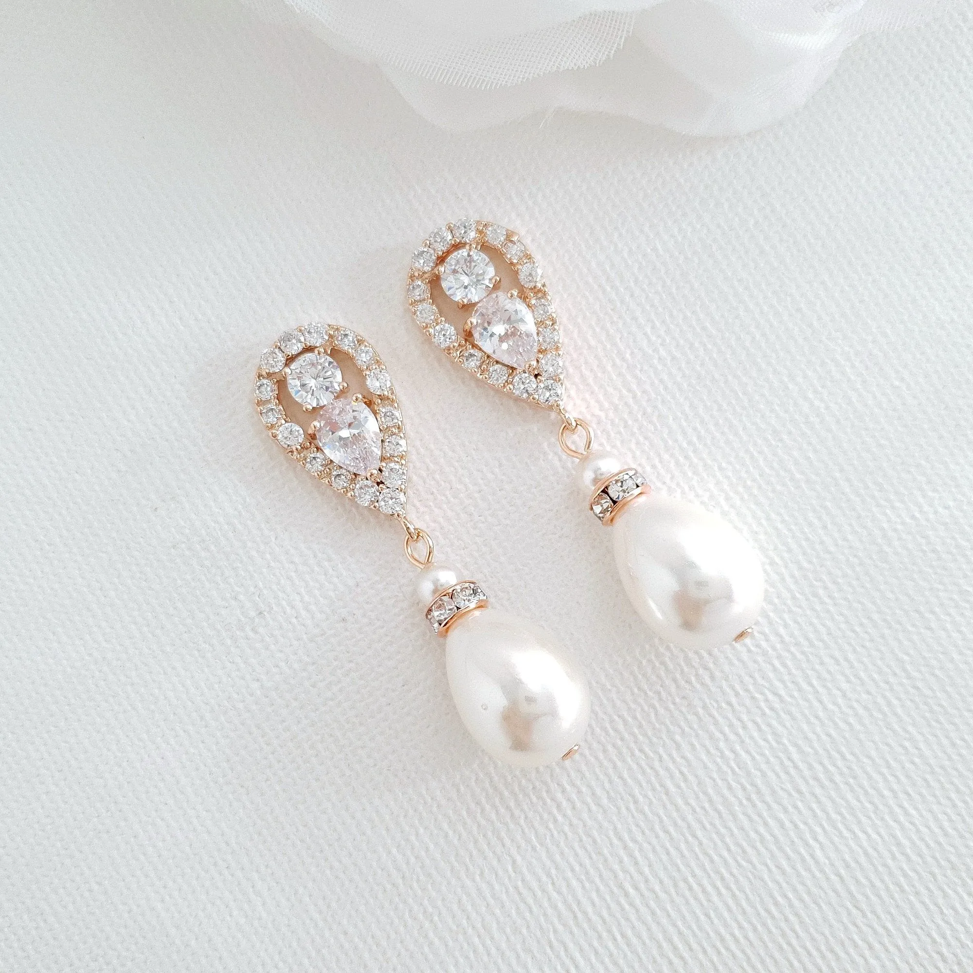 Gold Pearl Earrings-Cera