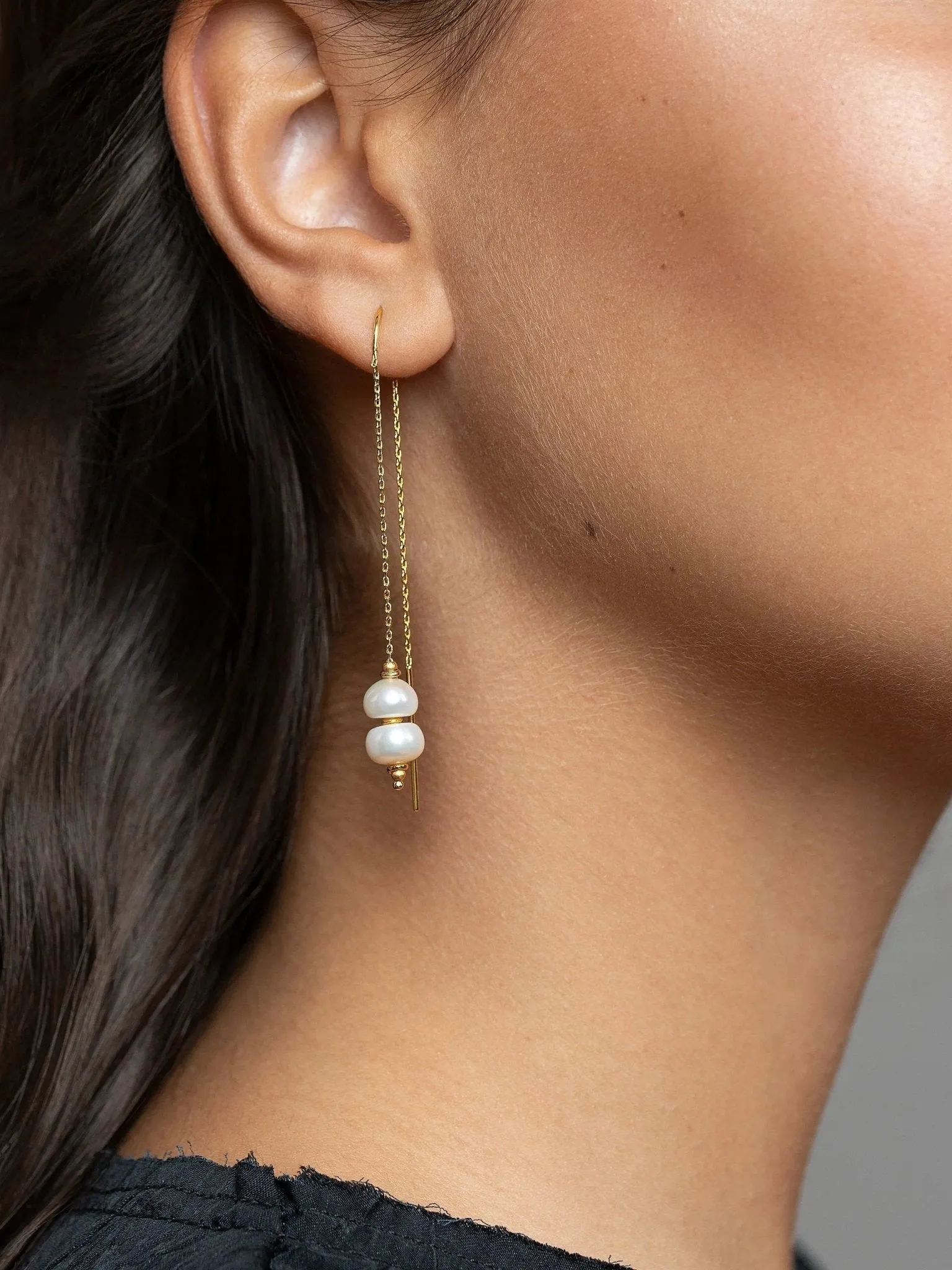 Hunita Pearl Threaders Earrings