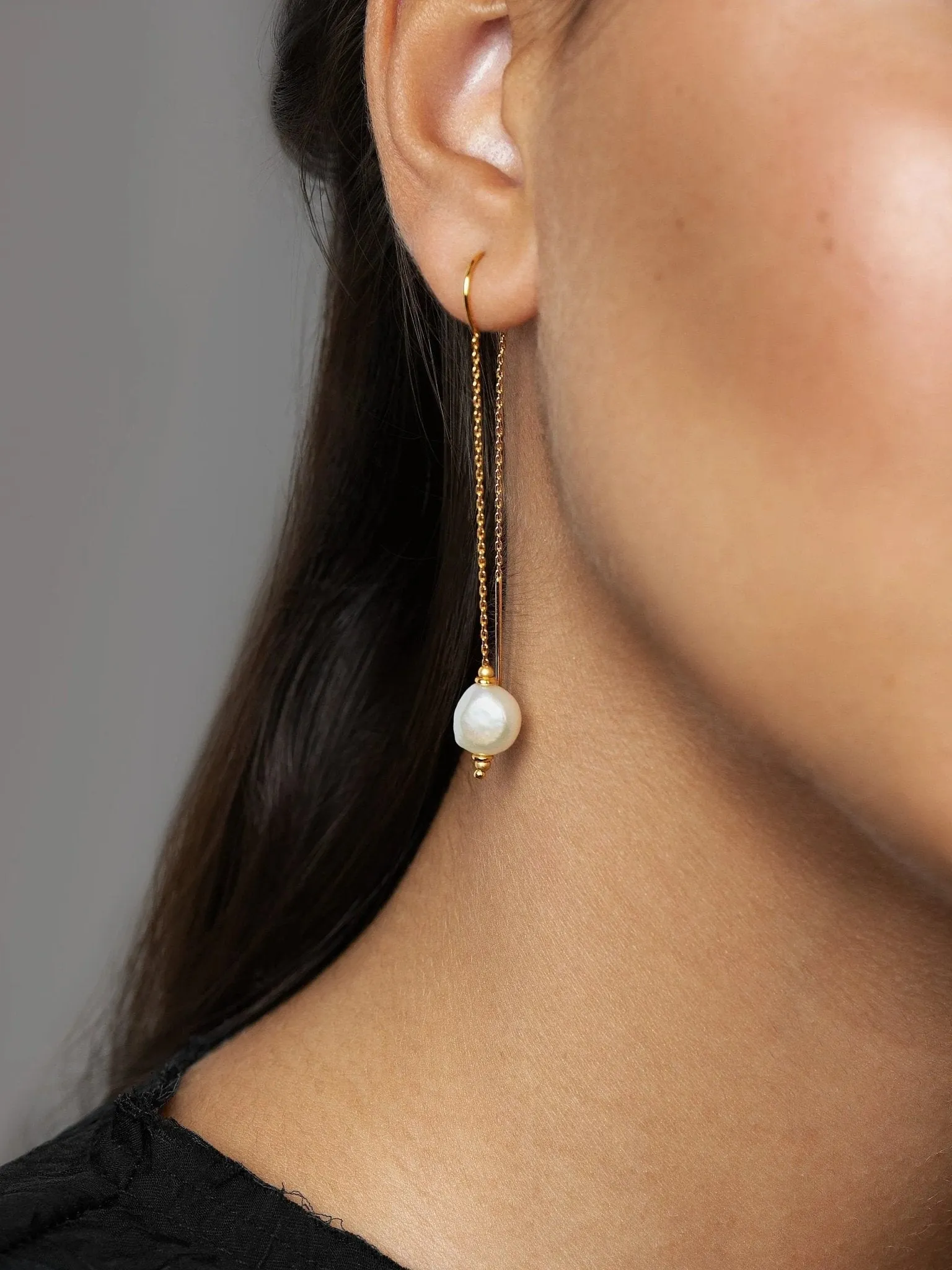 Hunita Pearl Threaders Earrings