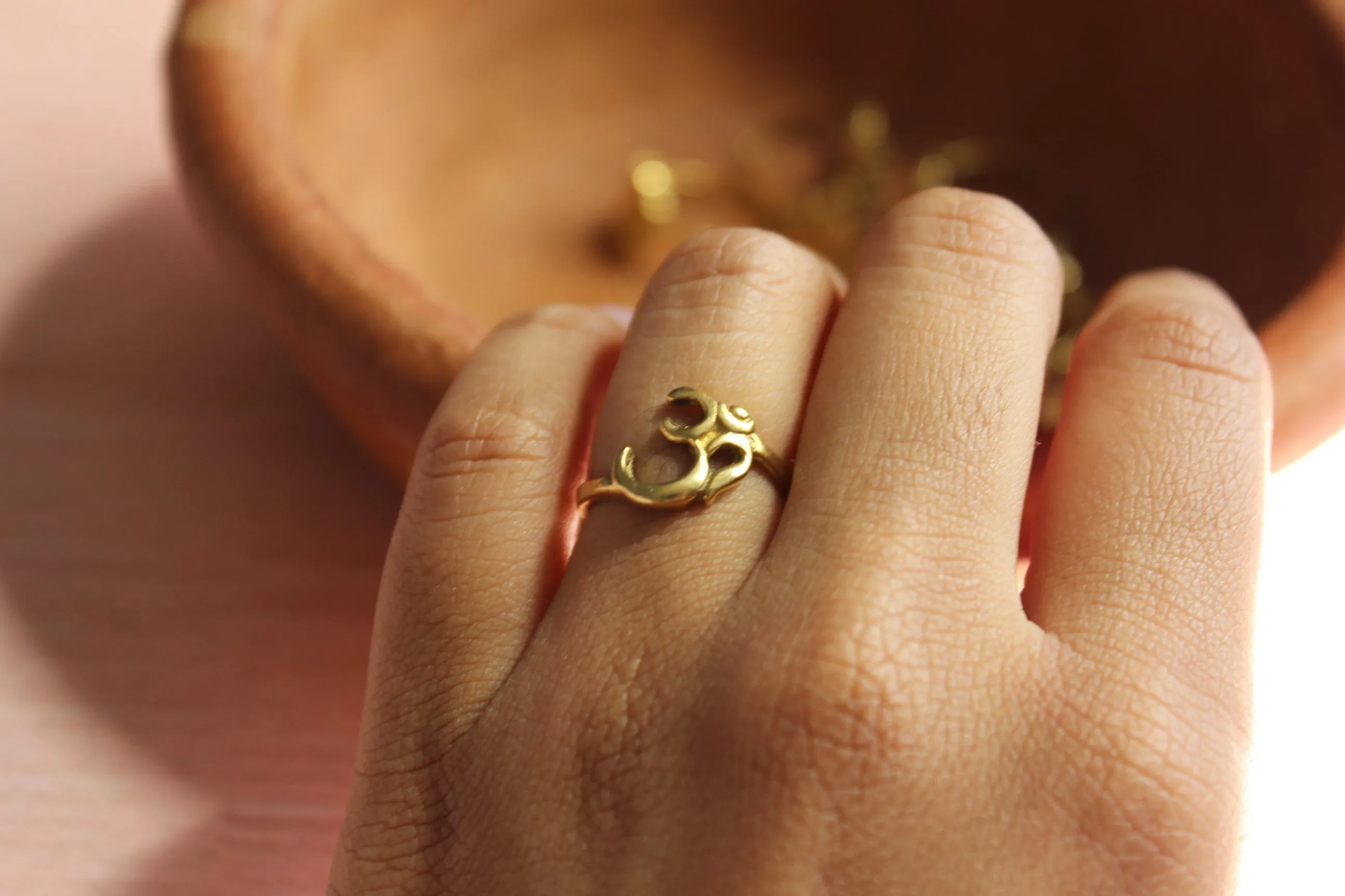 Om Ring