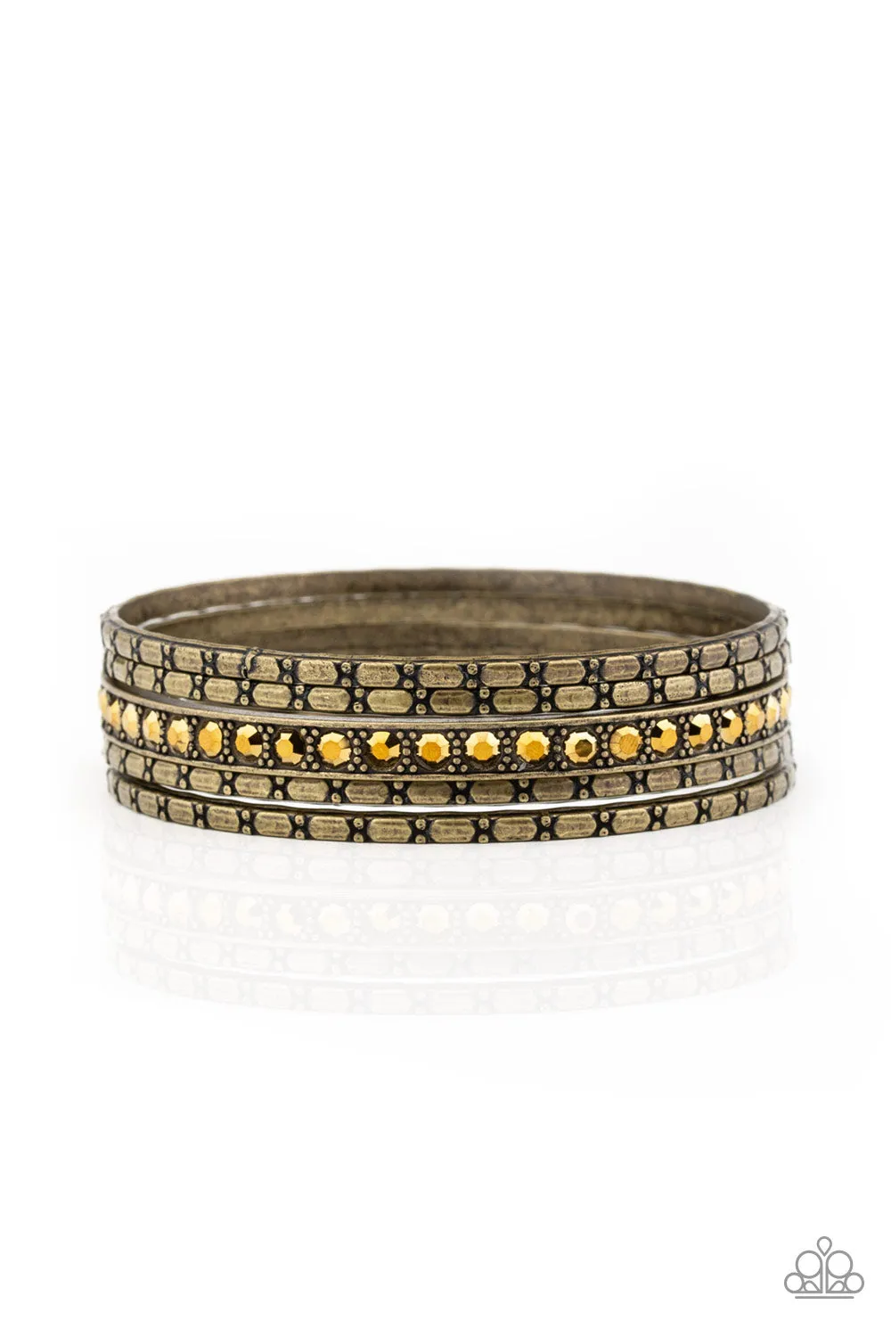 Paparazzi Glitzy Grunge - Brass Bangle Bracelet