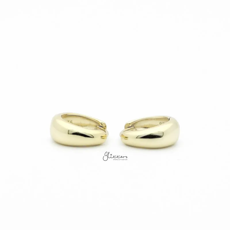 Plain Tapered Huggie Hoop Earrings - Gold