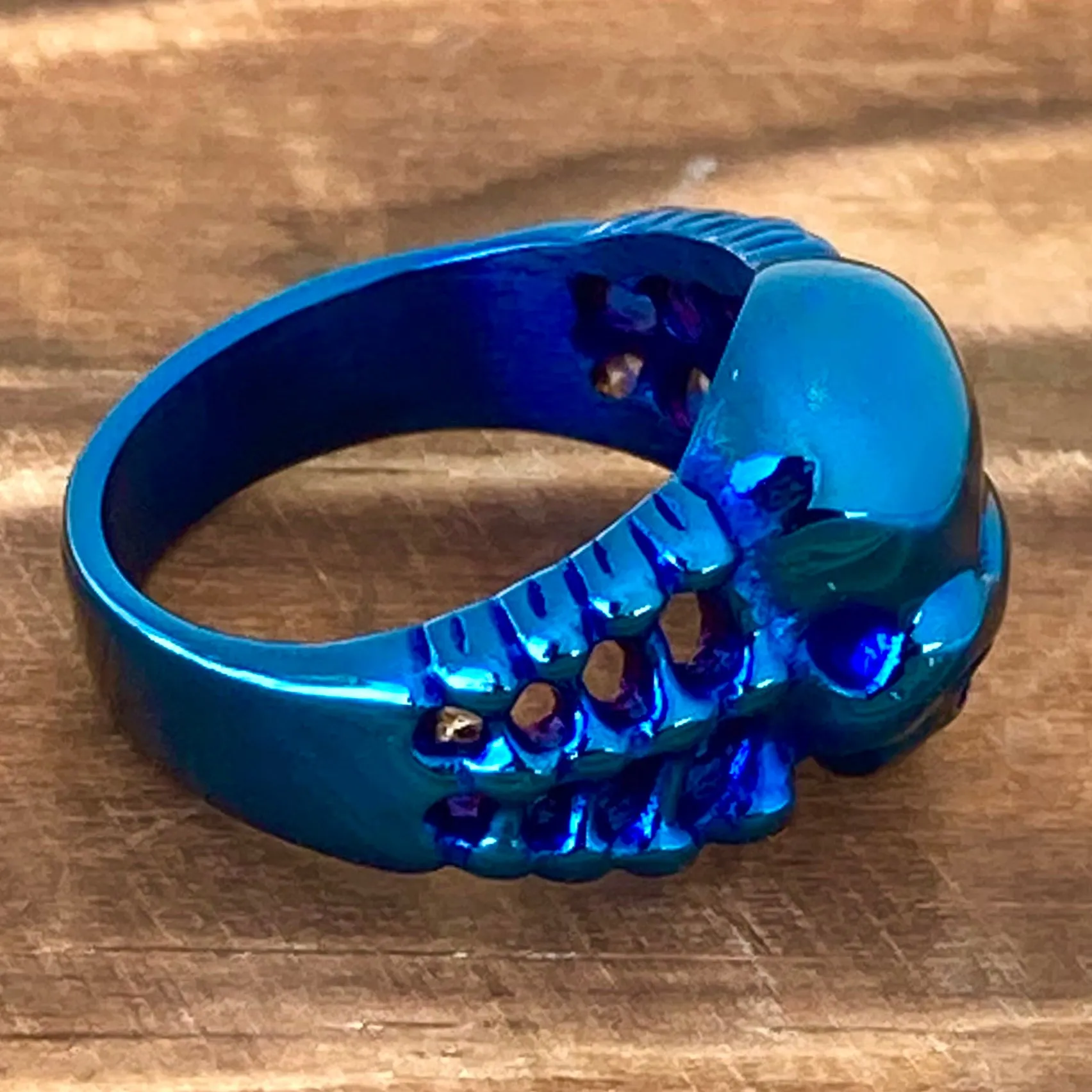 Skull Ring W/ Bones - Blue - R207