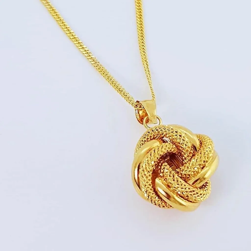 Women's Necklace 18K Gold